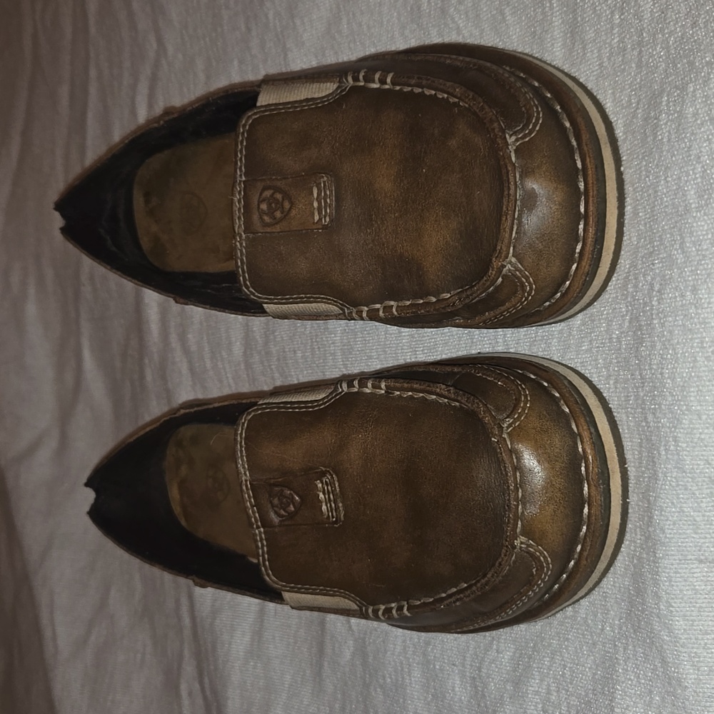 Ariat Leather Slip On Brown Shoes size 9B